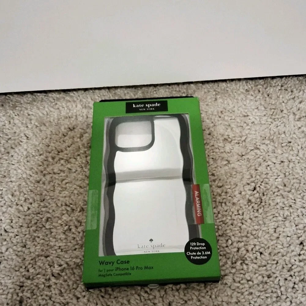Kate Spade Mirrored Wavy MagSafe Cell Phone Case iPhone 16 Pro Max Brand New